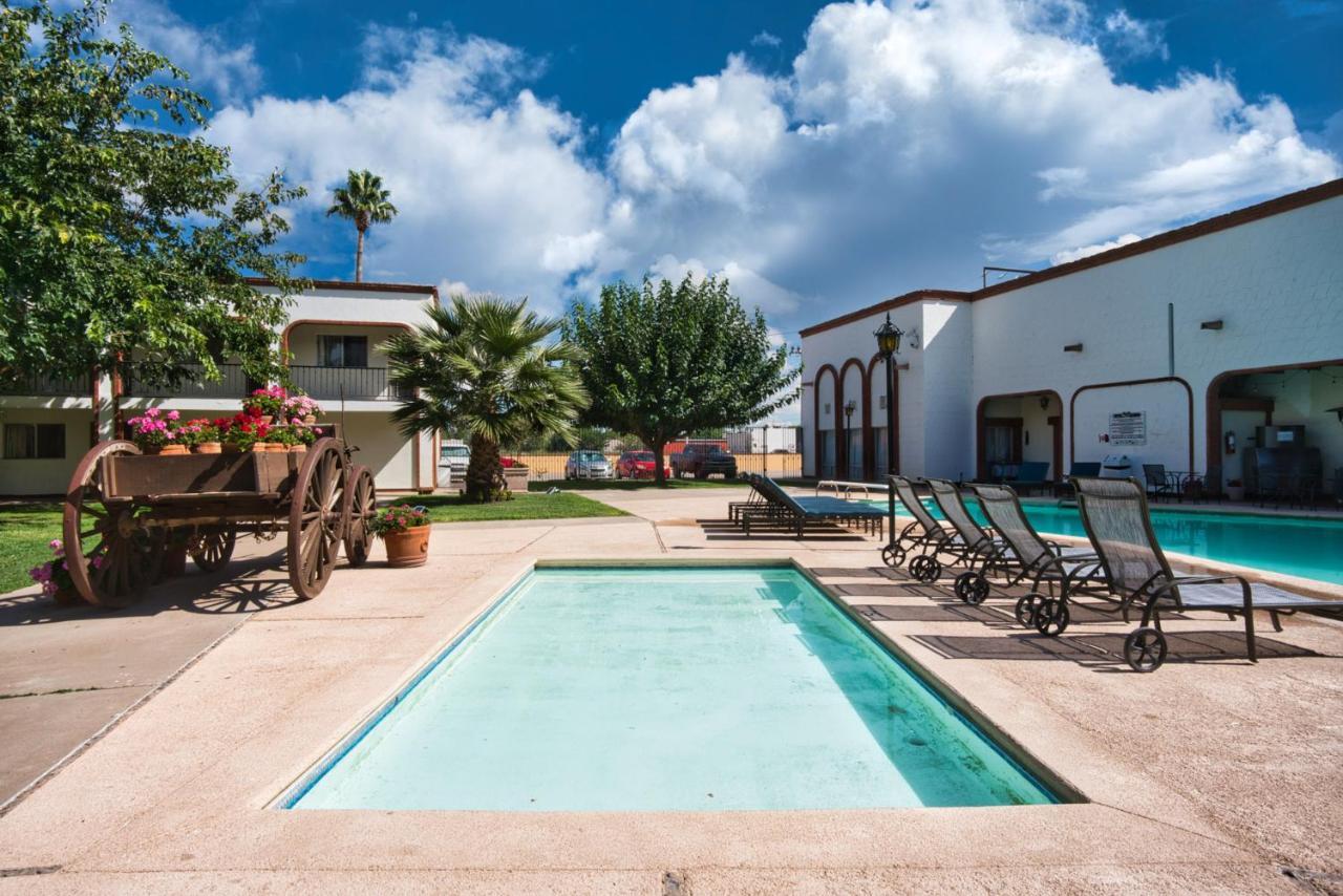 Nuevo Casas Grandes Hotel Hacienda מראה חיצוני תמונה